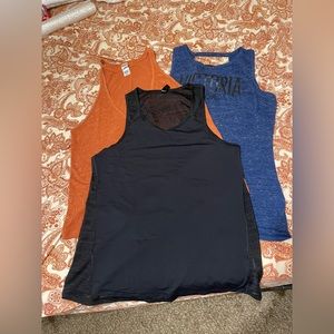 Victoria Secret Sport top set